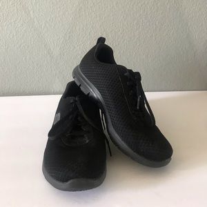 Sketchers Slip Resistant Work Shoes